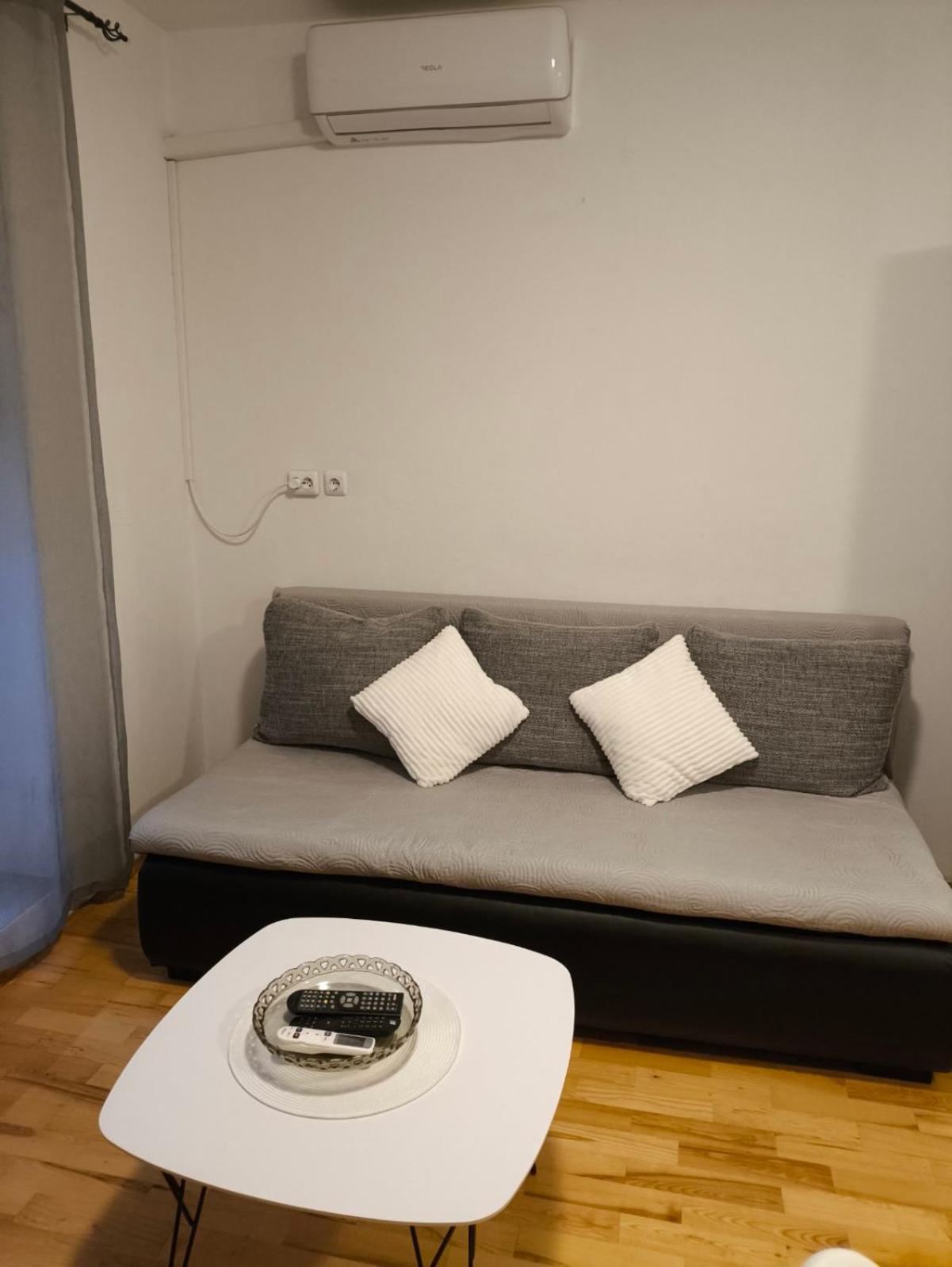 Apartamento Aurora Apartman Zadar Exterior foto